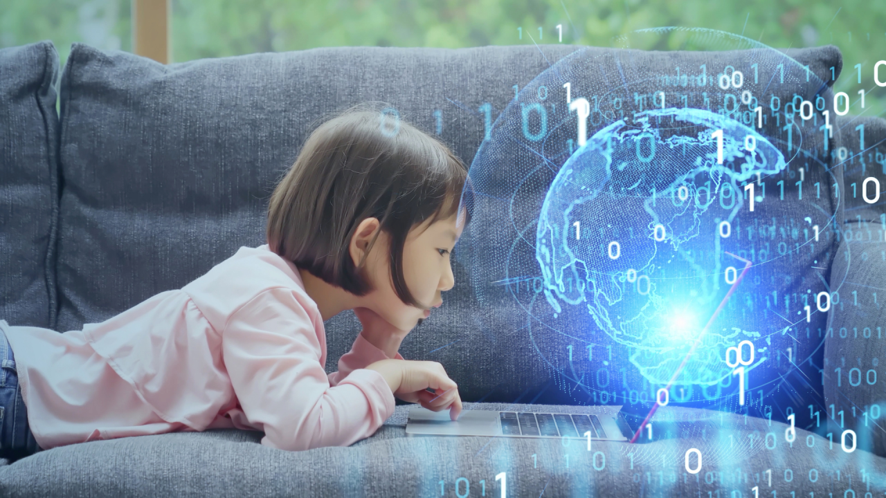 The Role of Artificial Intelligence in Personalized Learning: Transforming Traditional Classrooms